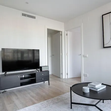 Blueground Sarria Doorman Newly Renovated Bcn-119 Barcelona